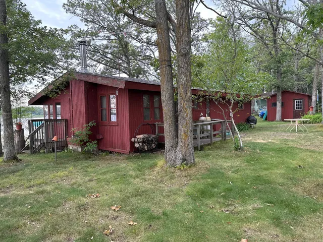 $489,000 | 51992 209th Place, McGregor, MN 55760