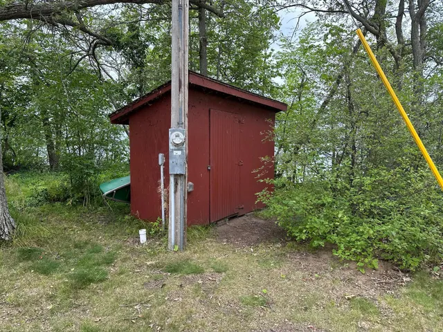 $489,000 | 51992 209th Place, McGregor, MN 55760