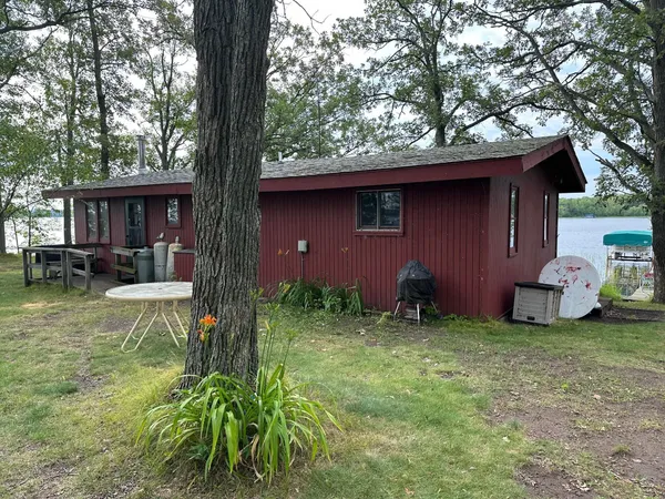 $489,000 | 51992 209th Place, McGregor, MN 55760