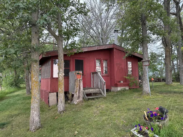 $489,000 | 51992 209th Place, McGregor, MN 55760