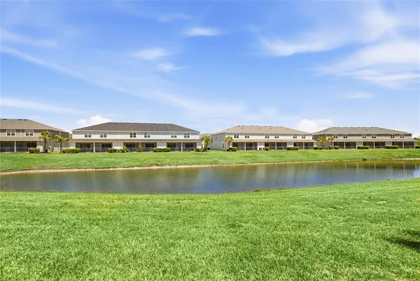 $2,400 | 8544 Canyon Creek Trail, Parrish, FL 34219