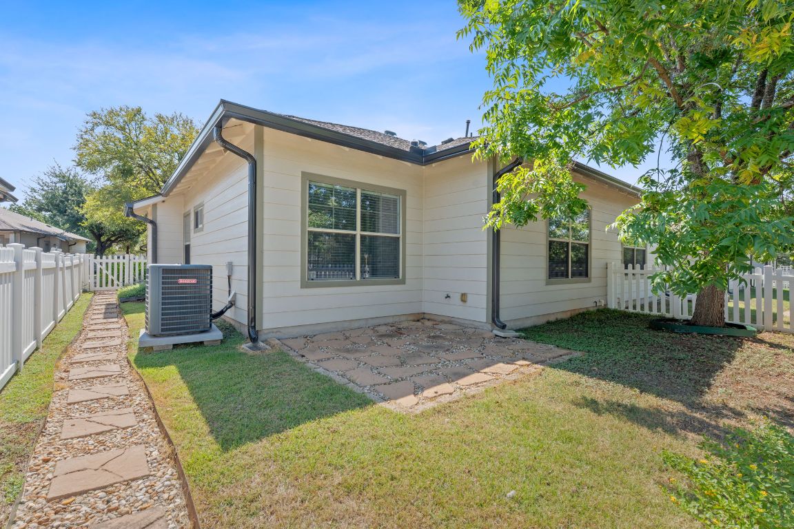 6801 Beckett Road, Unit 119R Austin, TX 78749 - Photo 21 of 26 a view of a house with a backyard