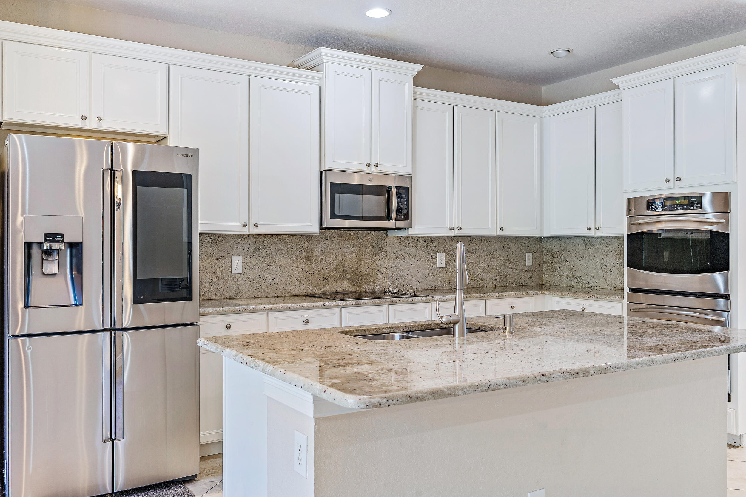 111 Manor Circle Jupiter, FL 33458 - Photo 16 of 48 111 Manor Cir MLS-34