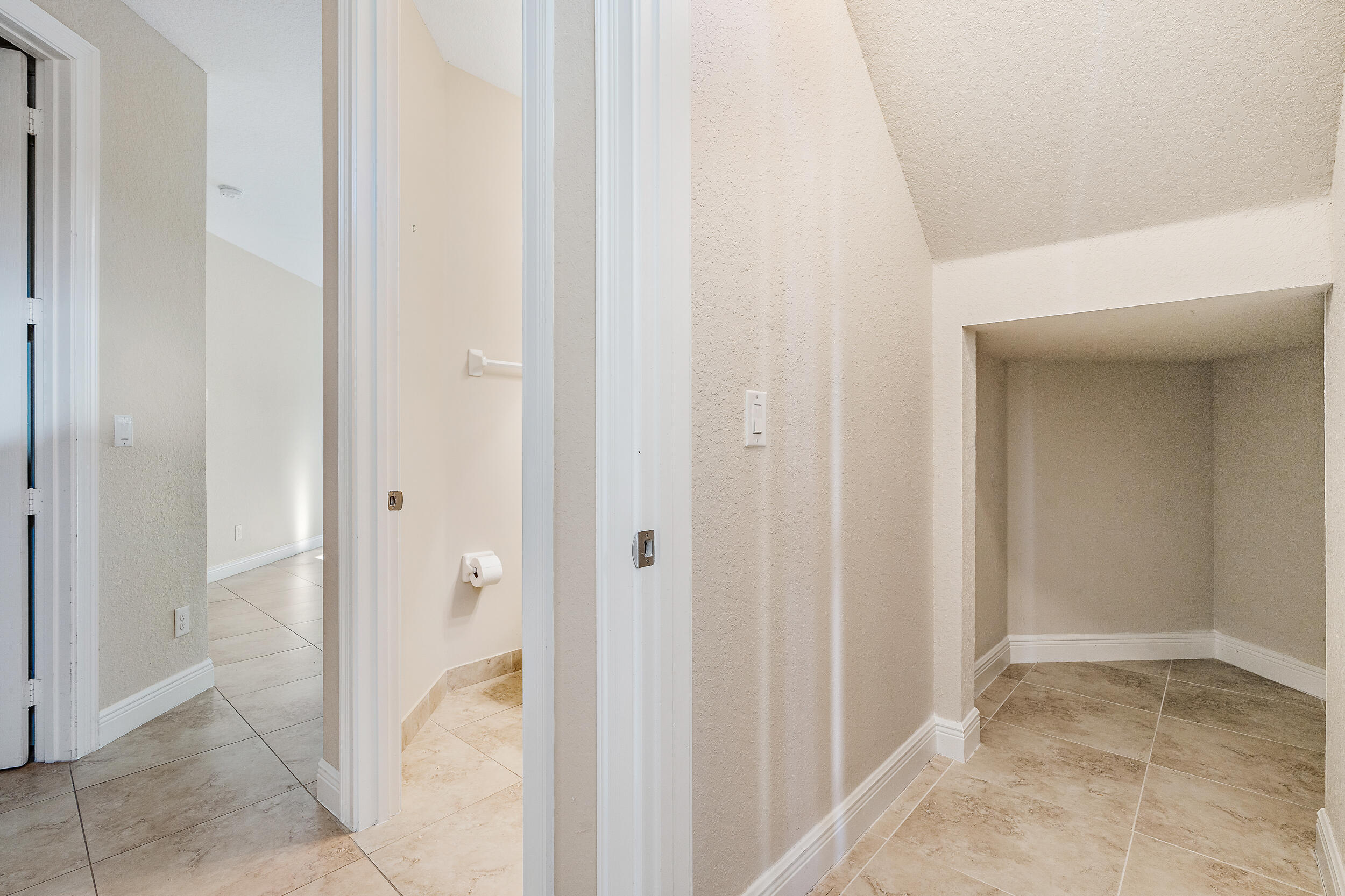 111 Manor Circle Jupiter, FL 33458 - Photo 24 of 48 Additional Pix-2