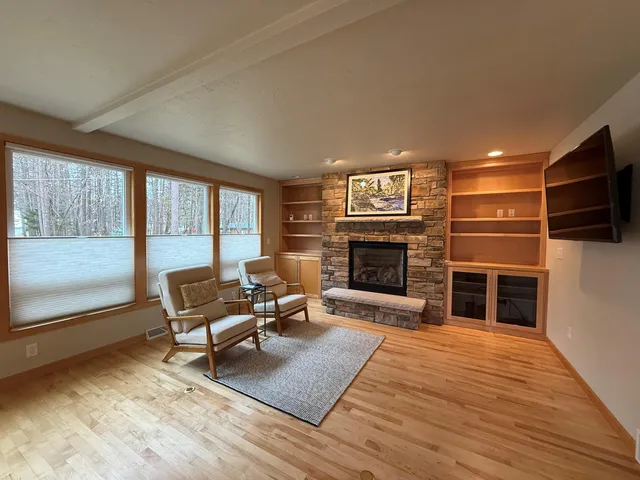 $299,900 | N2981 Cooke Lane, Marinette, WI 54143