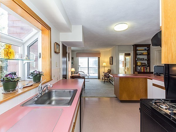 10 Chesterford Road Winchester, MA 01890 - Photo 10 of 24 Gallery Image 10