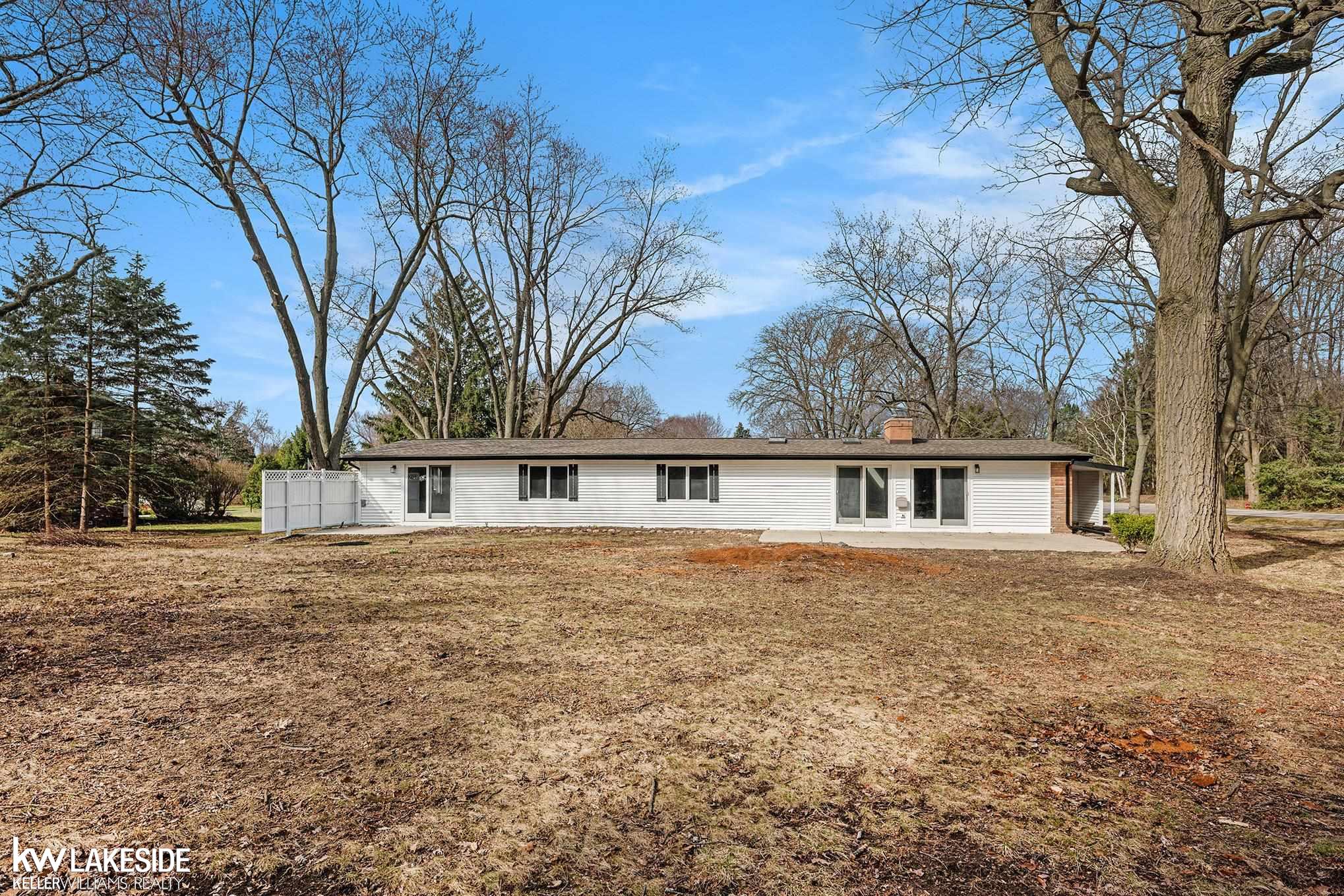 456 Donegal Drive Rochester, MI 48309 - Photo 16 of 20 50169535-ca1ddc1a-3605-4cc4-a9d4-8134428df5e8.JPG