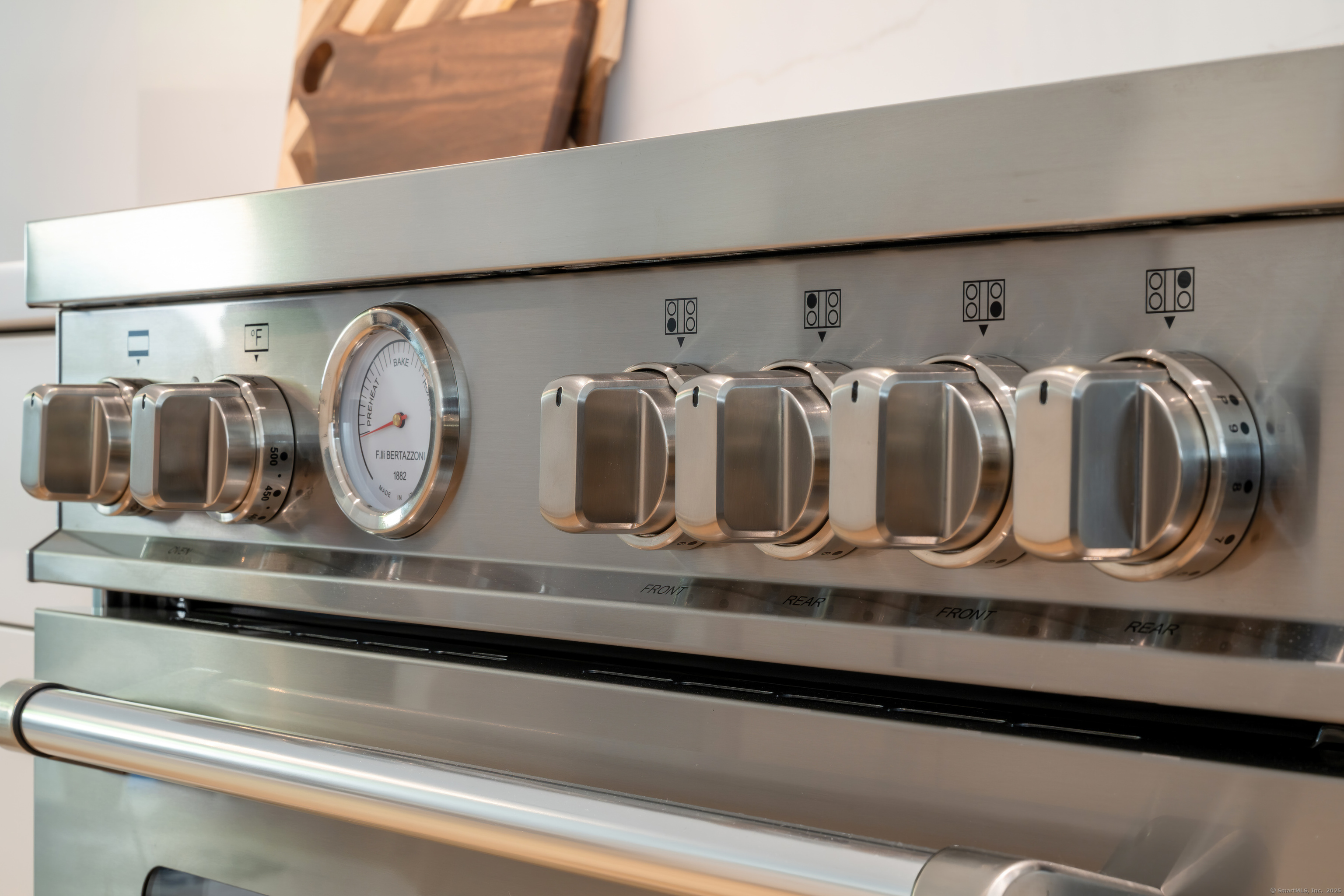 785 Post Road East, Unit 204 Westport, CT 06880 - Photo 10 of 40 Similar to photos