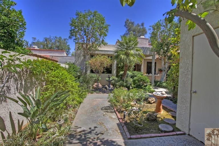 925 Inverness Drive Rancho Mirage, CA 92270 - Photo 6 of 35 a front view of a house with a yard
