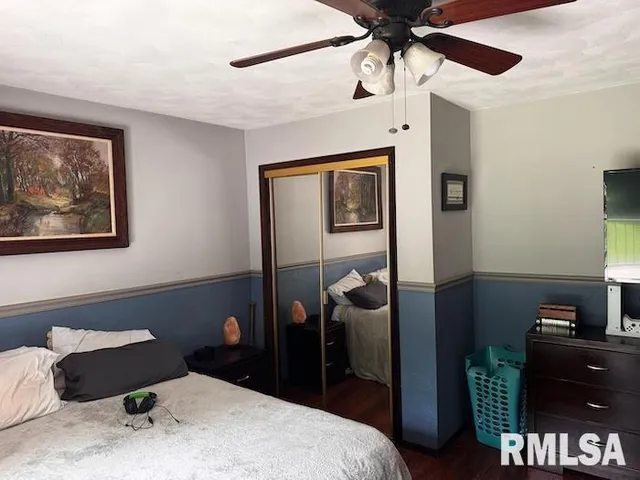 $220,000 | 1415 East Sycamore Street, Canton, IL 61520