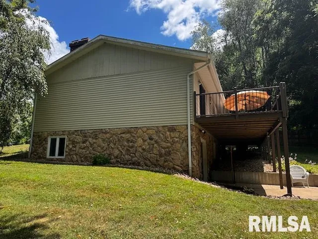 $220,000 | 1415 East Sycamore Street, Canton, IL 61520