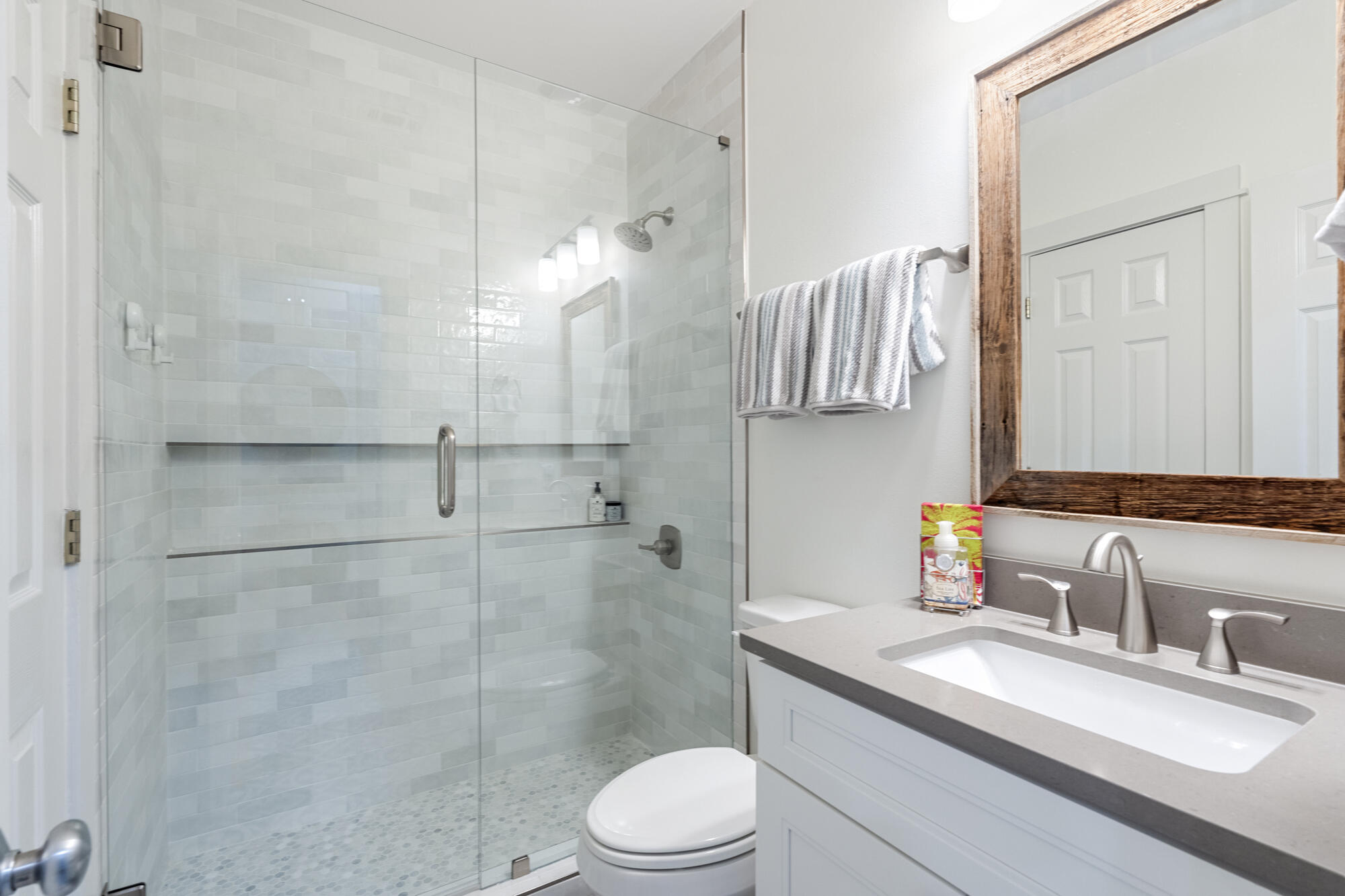 124 Pointe Circle Santa Rosa Beach, FL 32459 - Photo 20 of 60 Guest Bathroom