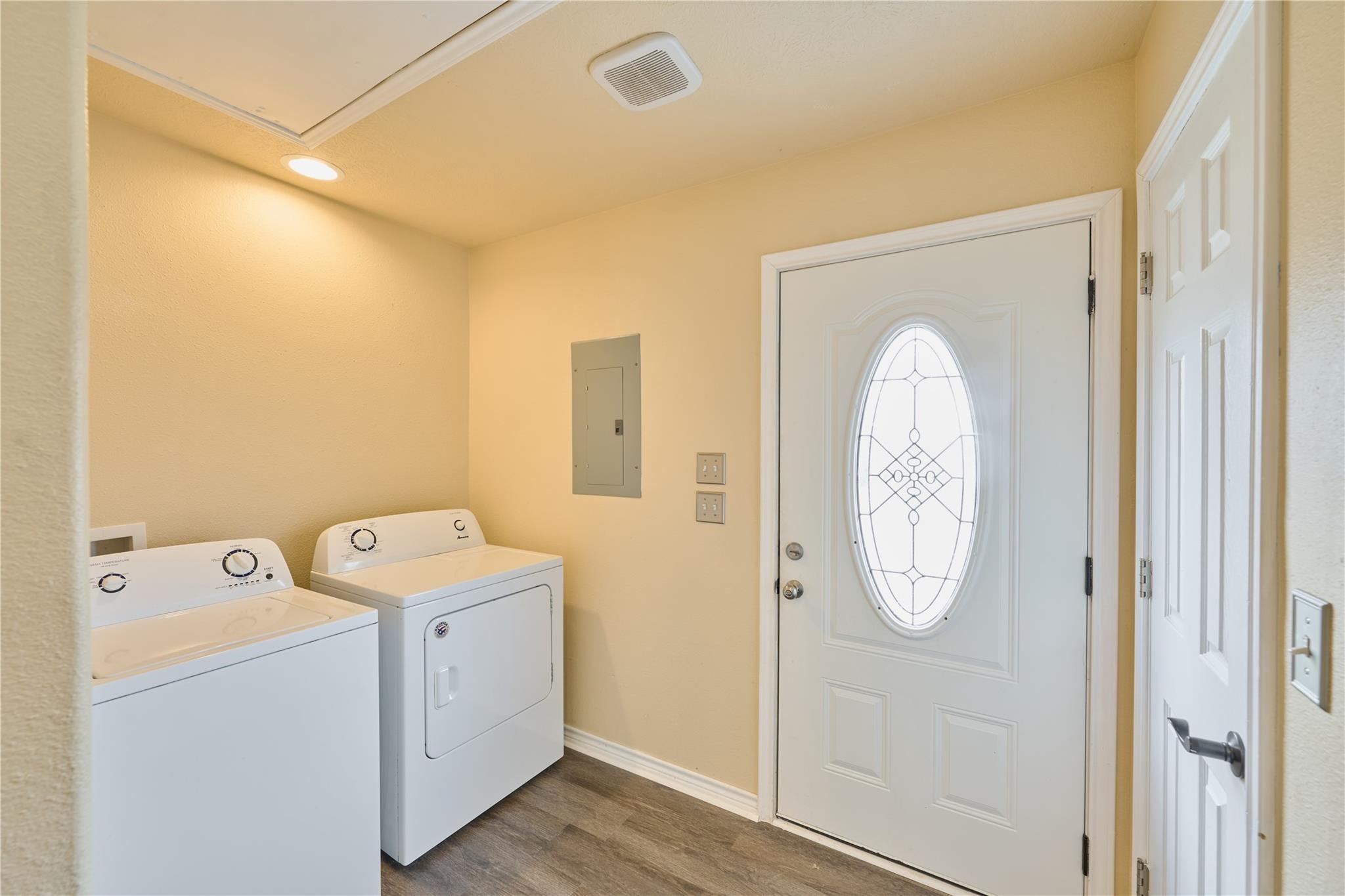450 Ritchey Road Coldspring, TX 77331 - Photo 24 of 27 a utility room with dryer and washer
