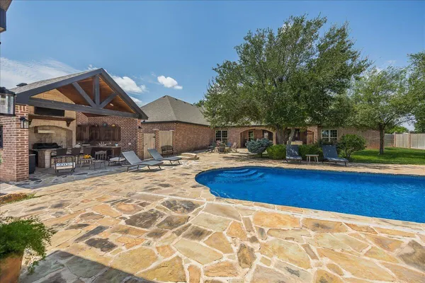 $1,850,000 | 17701 White Wing Road, Canyon, TX 79015