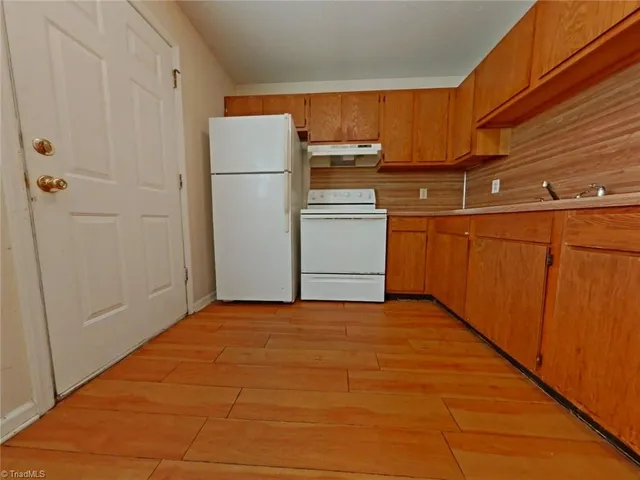 $795 | 723 South Scientific Street, High Point, NC 27260