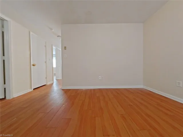 $795 | 723 South Scientific Street, High Point, NC 27260