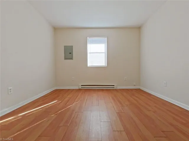 $795 | 723 South Scientific Street, High Point, NC 27260