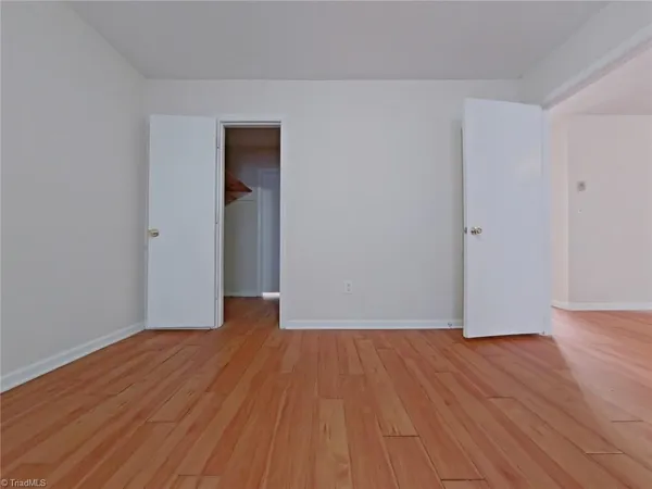 $795 | 723 South Scientific Street, High Point, NC 27260
