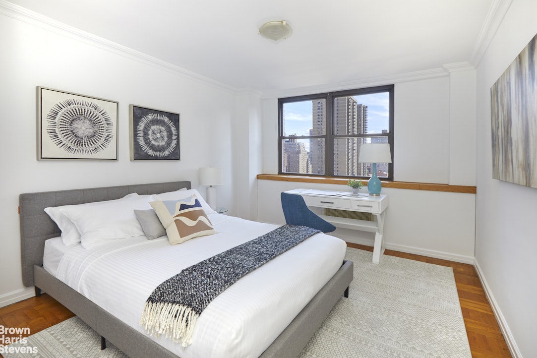 239 East 79th Street, Unit 13L Manhattan, NY 10075 - Photo 6 of 10