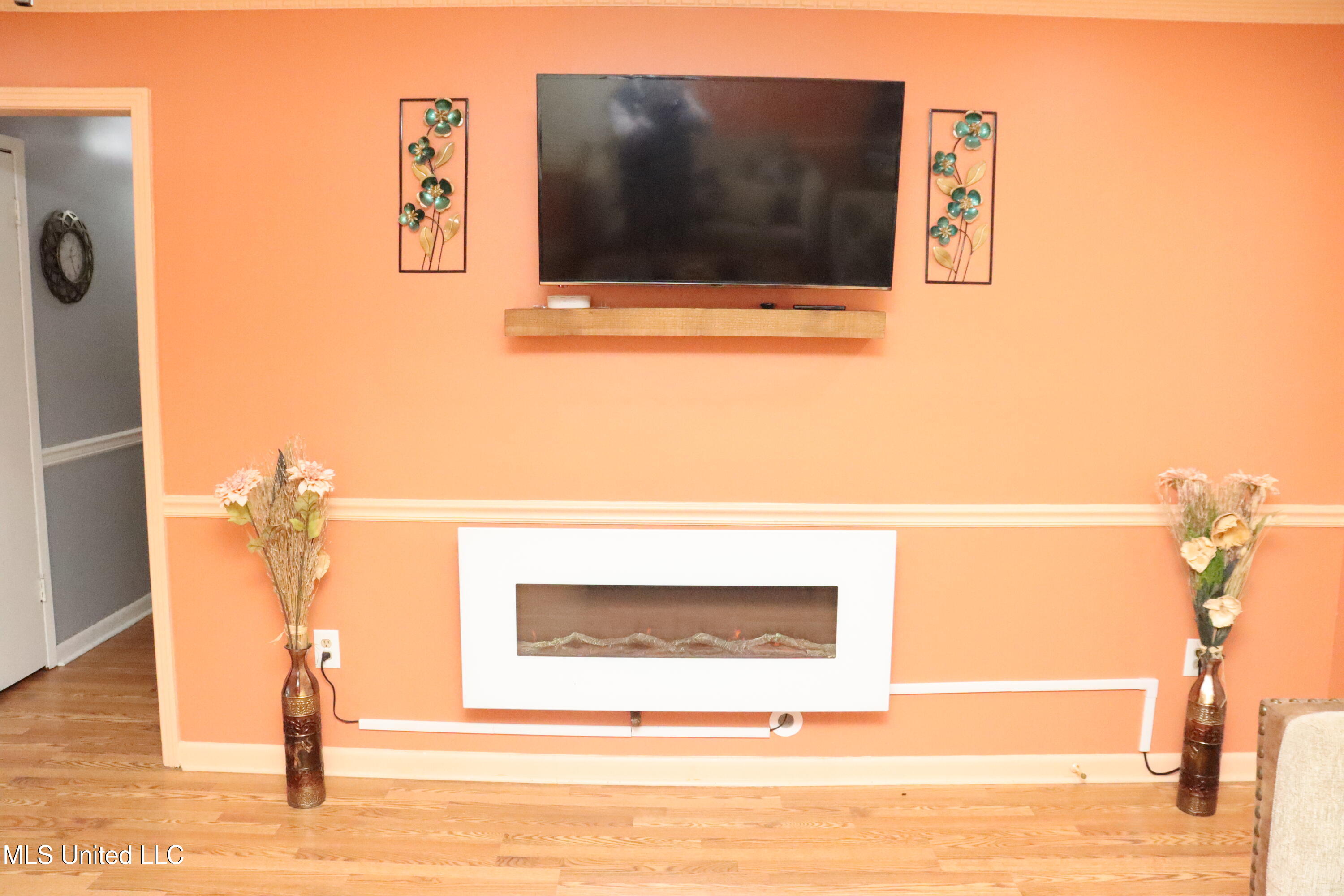 1264 Shell Oil Road Brandon, MS 39042 - Photo 11 of 51 Fireplace