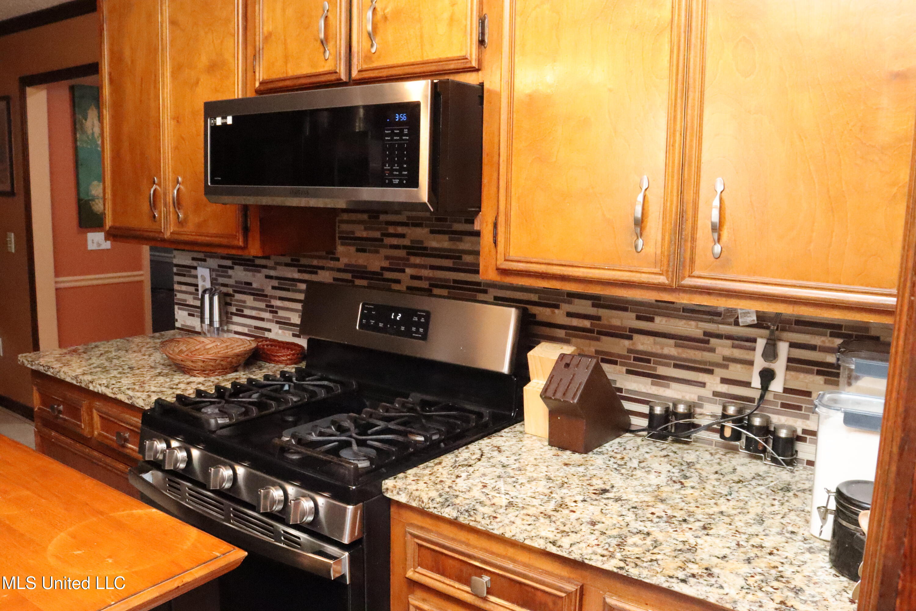 1264 Shell Oil Road Brandon, MS 39042 - Photo 17 of 51 Kitchen