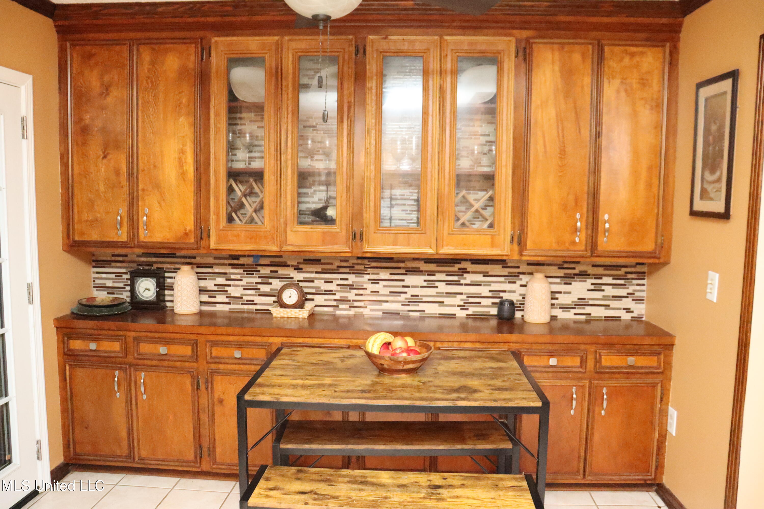 1264 Shell Oil Road Brandon, MS 39042 - Photo 19 of 51 Kitchen Dining