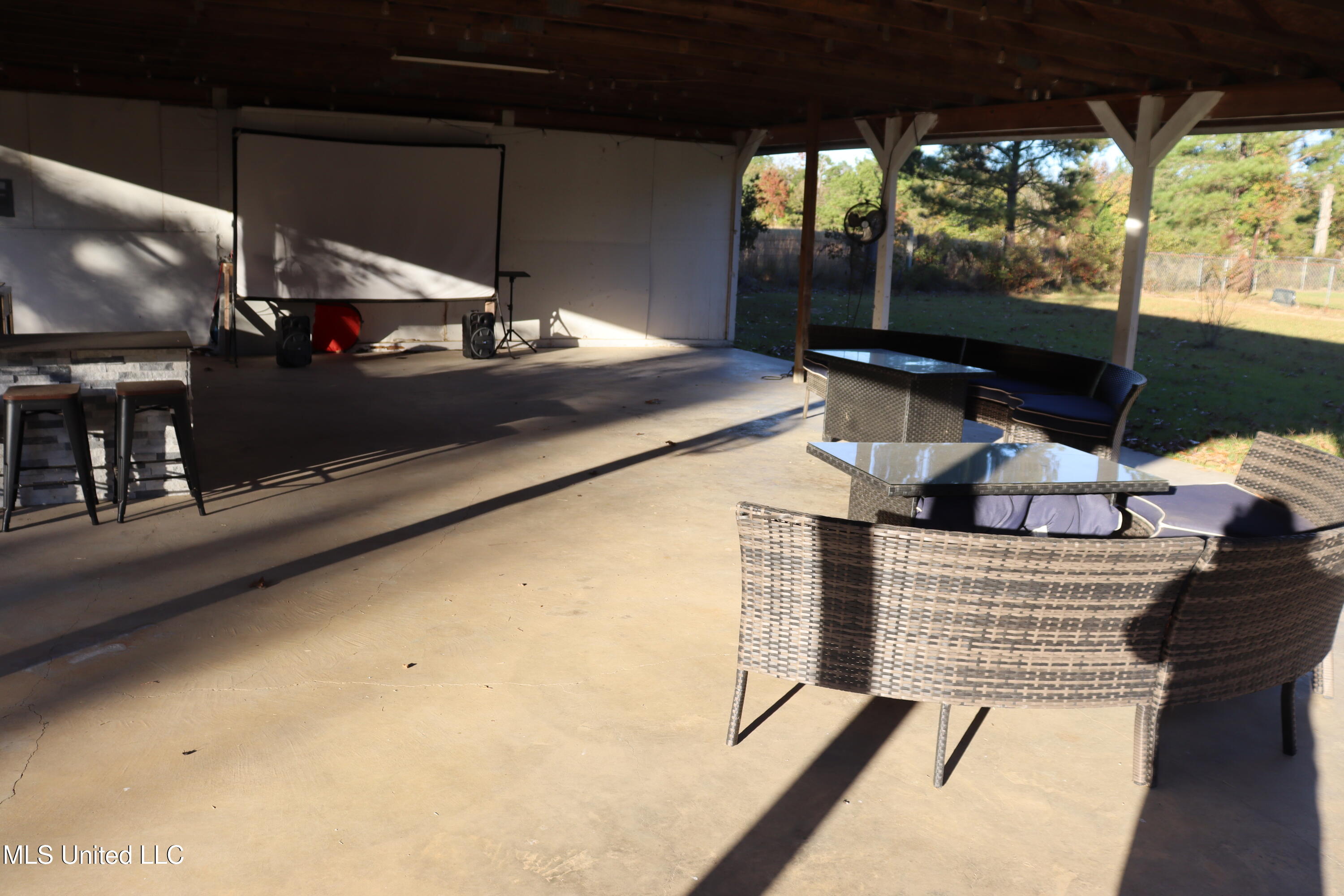 1264 Shell Oil Road Brandon, MS 39042 - Photo 42 of 51 Outdoor Kitchen