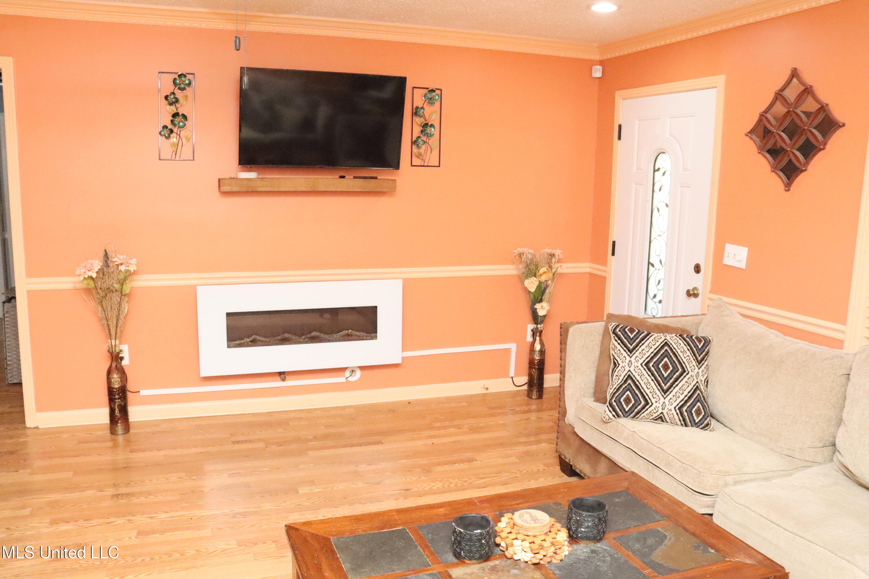 1264 Shell Oil Road Brandon, MS 39042 - Photo 7 of 51 Living Room