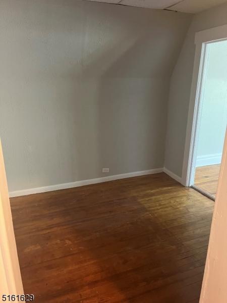 209 Hillside Avenue, Unit 2 Glen Ridge, NJ 07028 - Photo 12 of 17 a view of an empty room