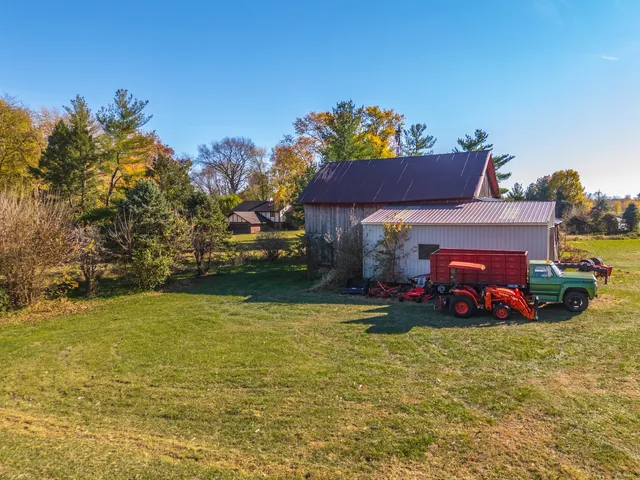 a house view with a outdoor space