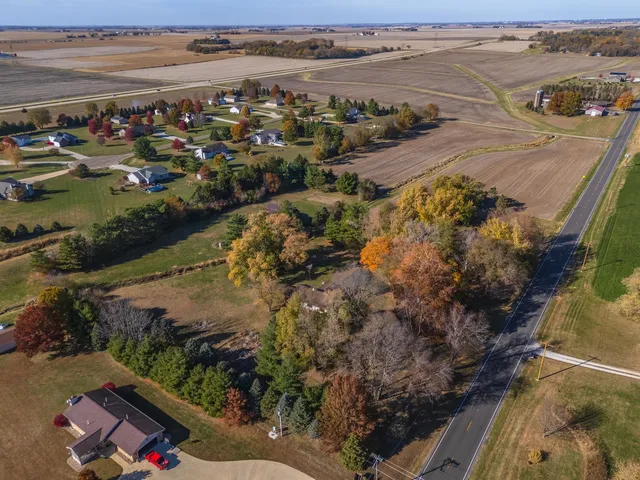 $535,000 | 3312 North 1475 East Road, Heyworth, IL 61745