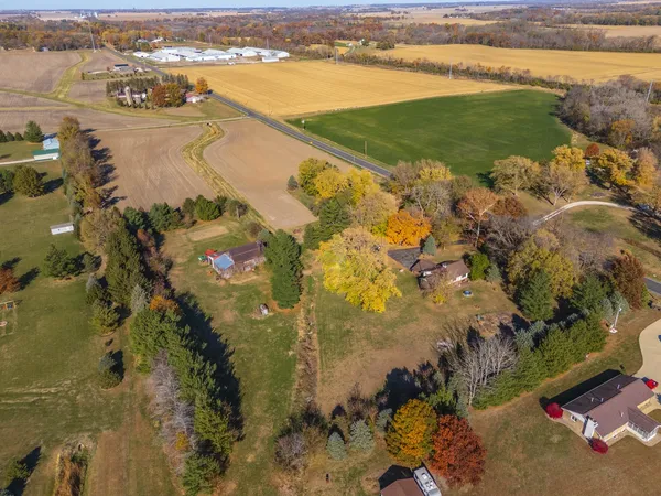 $475,000 | 3312 North 1475 East Road, Heyworth, IL 61745