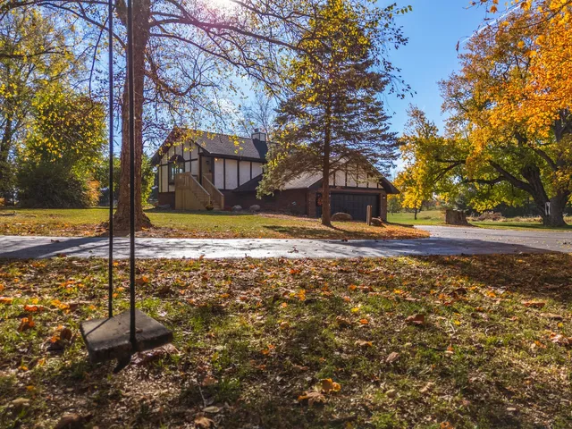 $529,900 | 3312 North 1475 East Road, Heyworth, IL 61745