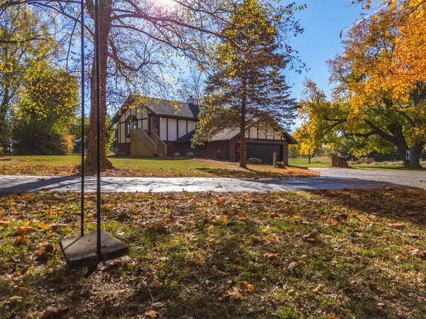 $475,000 | 3312 North 1475 East Road, Heyworth, IL 61745