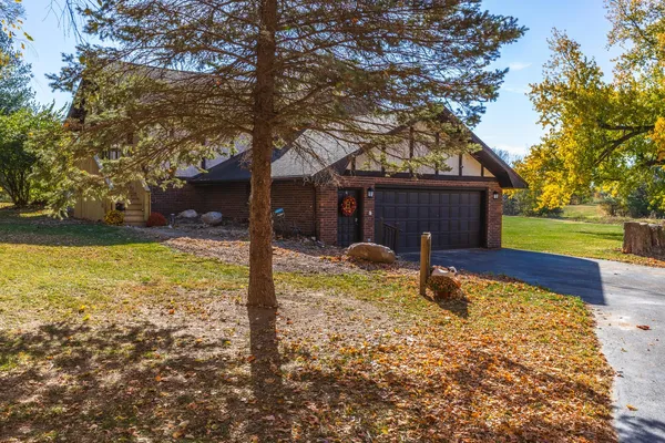 $475,000 | 3312 North 1475 East Road, Heyworth, IL 61745