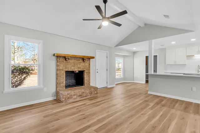 $350,000 | 225 Longleaf Road, Summerville, SC 29486