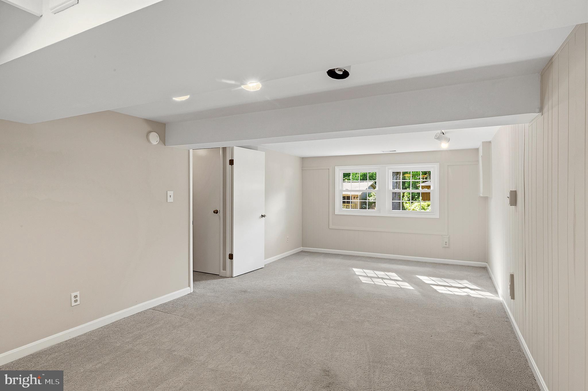 10705 Faulkner Ridge Circle Columbia, MD 21044 - Photo 19 of 34 Family Room (alt view)