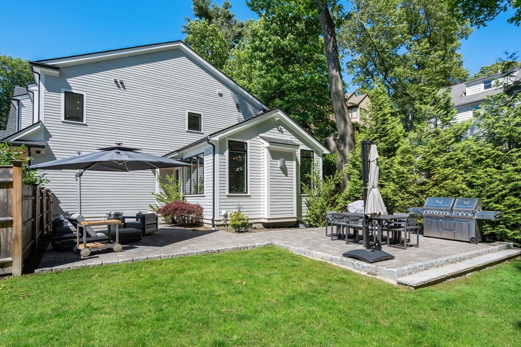 1058 Beacon Street, Unit 2 Newton, MA 02459 - Photo 34 of 40