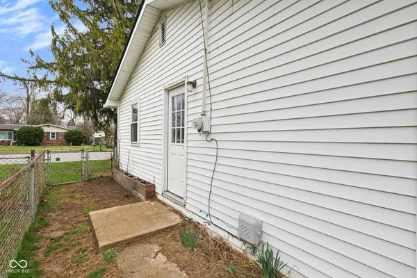$215,000 | 449 South Peru Street, Cicero, IN 46034