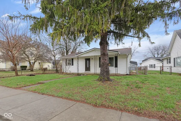 $215,000 | 449 South Peru Street, Cicero, IN 46034