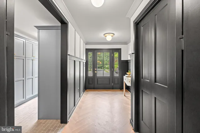 $1,450,000 | 10612 Democracy Lane, Potomac, MD 20854