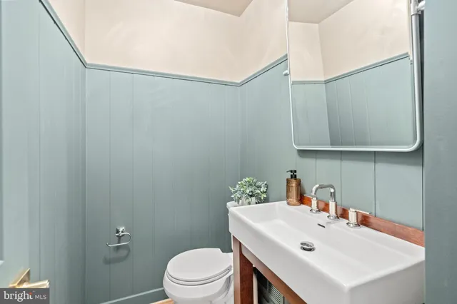 $1,450,000 | 10612 Democracy Lane, Potomac, MD 20854