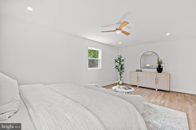 $1,450,000 | 10612 Democracy Lane, Potomac, MD 20854