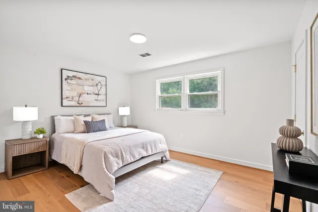 $1,450,000 | 10612 Democracy Lane, Potomac, MD 20854