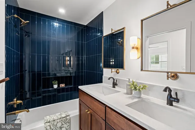 $1,450,000 | 10612 Democracy Lane, Potomac, MD 20854