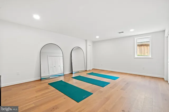 $1,450,000 | 10612 Democracy Lane, Potomac, MD 20854