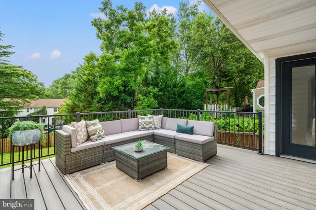 $1,450,000 | 10612 Democracy Lane, Potomac, MD 20854