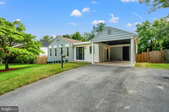 $1,450,000 | 10612 Democracy Lane, Potomac, MD 20854