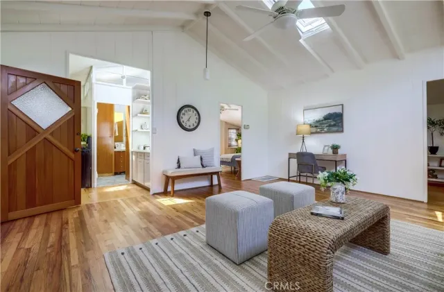 $2,850,000 | 464 Agate Street, Laguna Beach, CA 92651