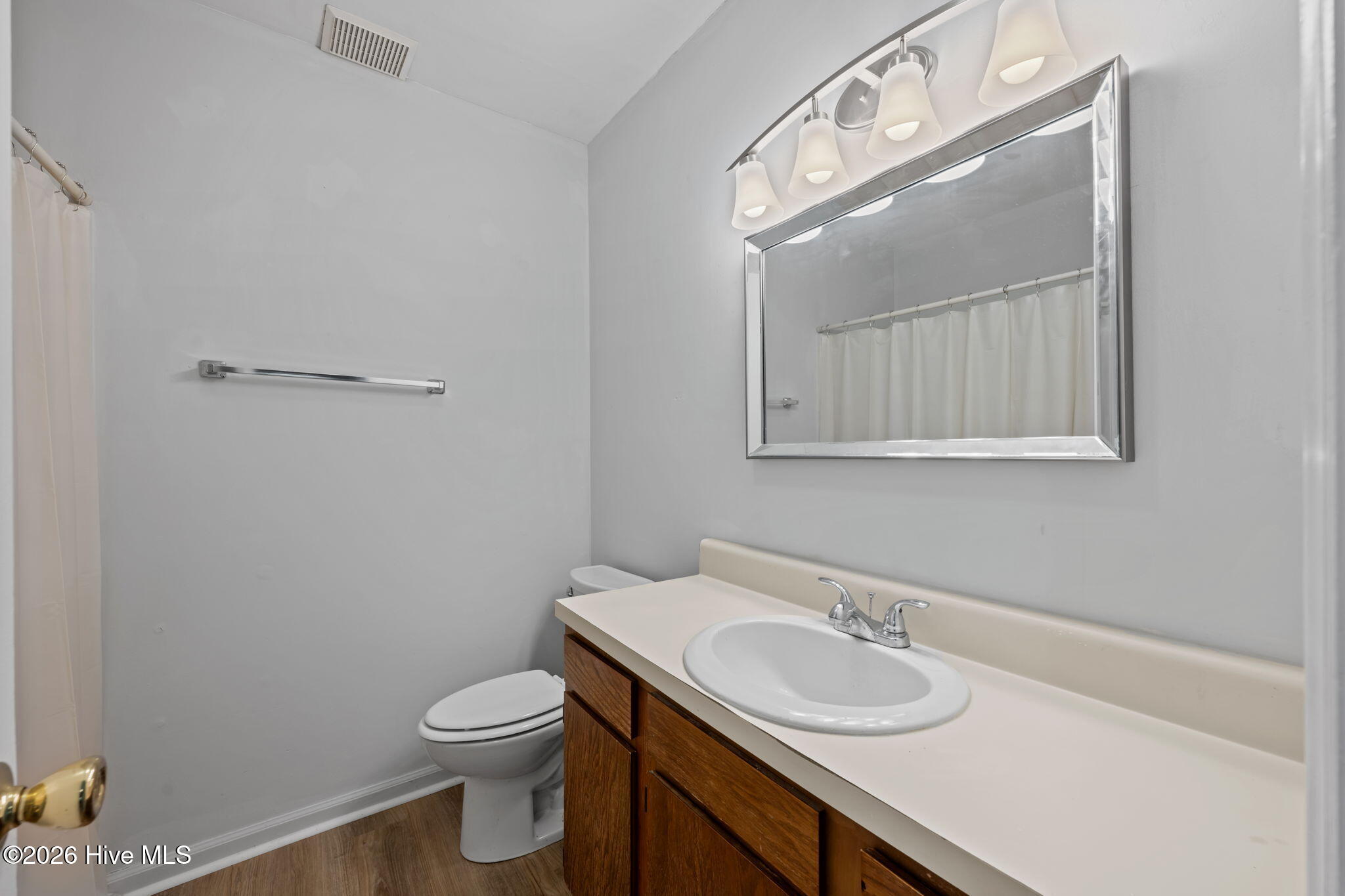 126 Witten Circle, Unit B Havelock, NC 28532 - Photo 14 of 28 12-web-or-mls-DSC_4202